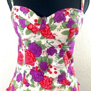 🧡👻3DAYSALE👻🧡Vibrant Pink and Red Floral Bustier camisole